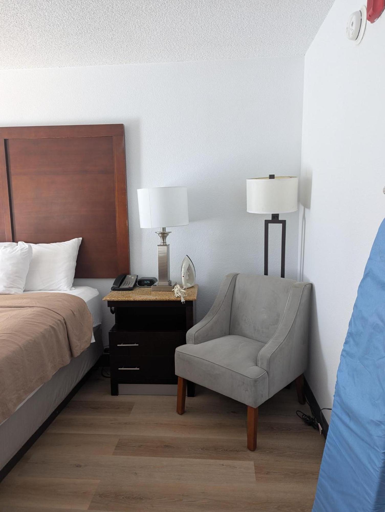 Plaza Hotel Denver Central מראה חיצוני תמונה